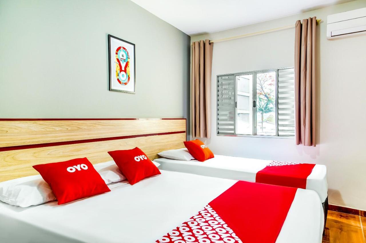 Oyo Hotel Lisboa, São José dos Campos Eksteriør billede